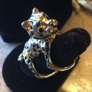 Cat ring gold and black see pictures